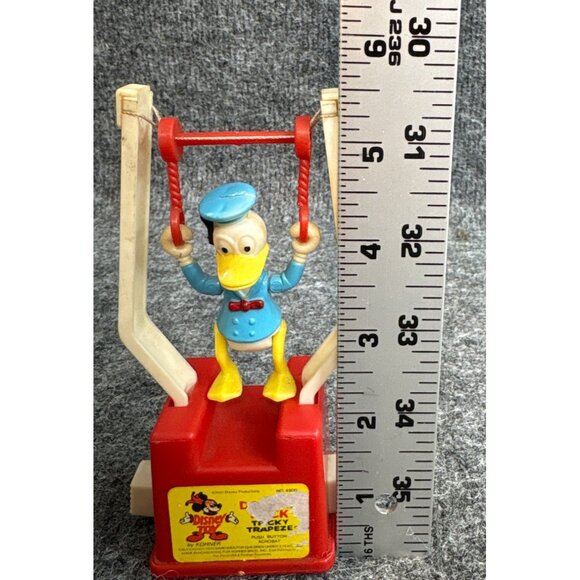 Toy Donald Duck Walt Disney Tricky Trapeze Kohner Bros Vintage Collectible - Picture 5 of 6